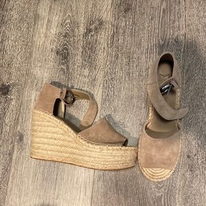 Marc Fisher wedges